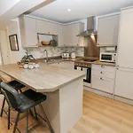 Canal View Apartamento