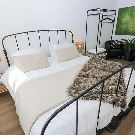 Apartman Canal View *