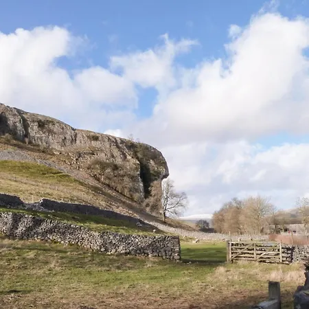 Canal View Апартаменты *